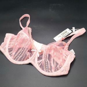 SALE! $19! FREYA light pink beautiful lace bra. US size 38DDD.